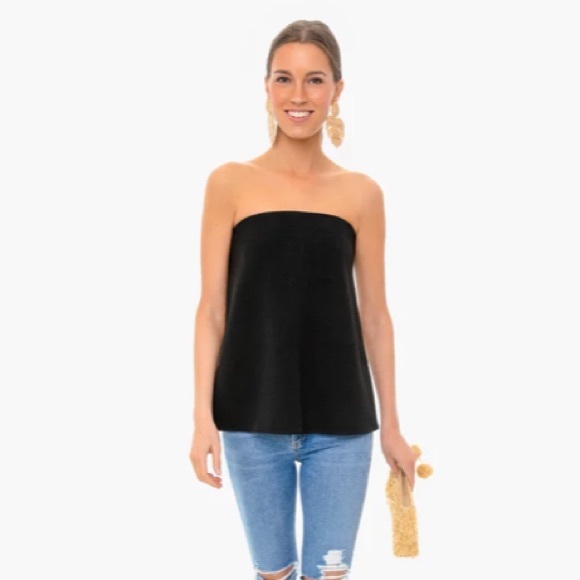 HP! ๐๐ Strapless Black Crepe Marin Top
TUCKERNUCK - Picture 3 of 14